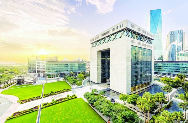 British People Massively Relocate to Dubai