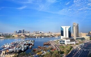 Dubai Chamber Reviews Laws to Boost Business Growth