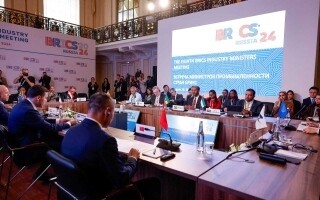 ОАЭ развивают промышленные партнерства на встрече БРИКС