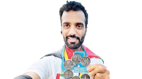 Атлет из ОАЭ Абдулла Аль-Шеххи завершает вызов Big Six World Marathon Majors Challenge