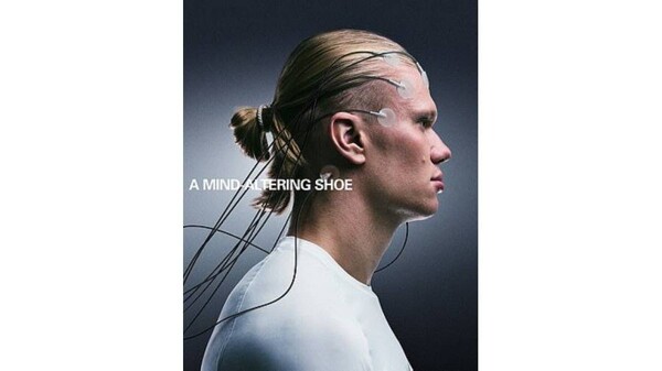 New 'Smart' Boots Enhance Footballers' Concentration