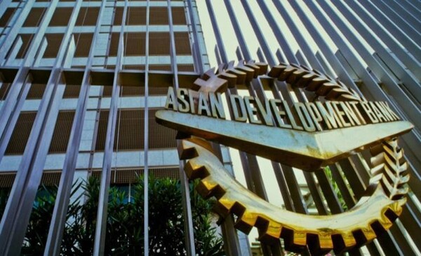 ADB Chief Economist on Middle East Conflict Impact