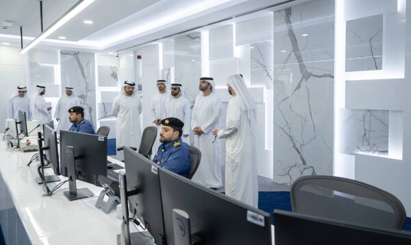 Sheikh Mansoor inspects smart inspection systems at Jebel Ali Port