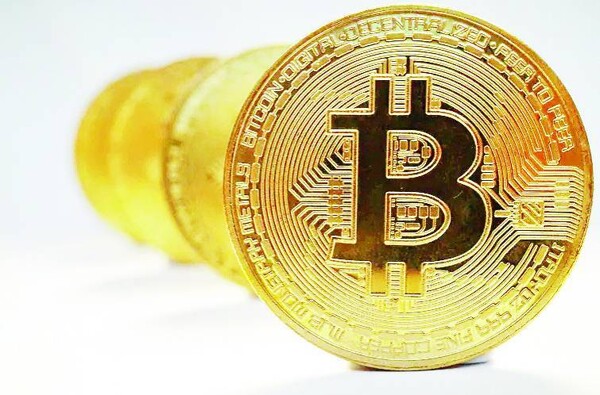 Bitcoin Rises to $66,520