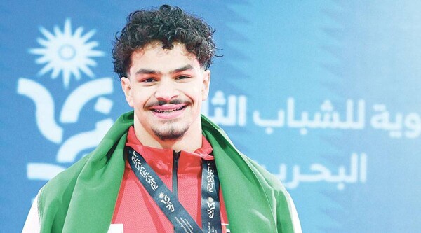 Эмирский пловец Хусейн Шауки завоевал золото на Азиатских играх