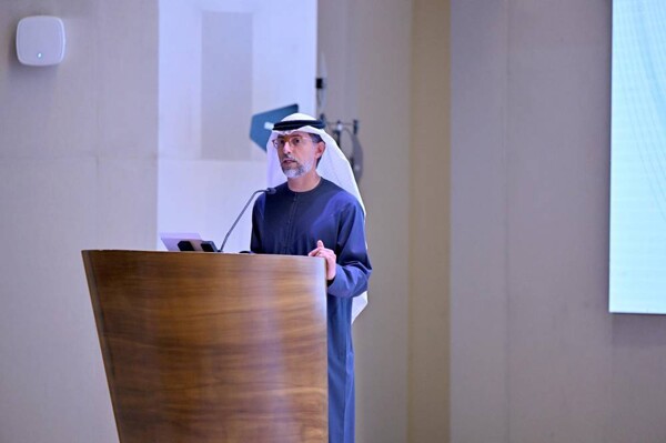 ОАЭ инвестируют в ИИ и солнечную энергию