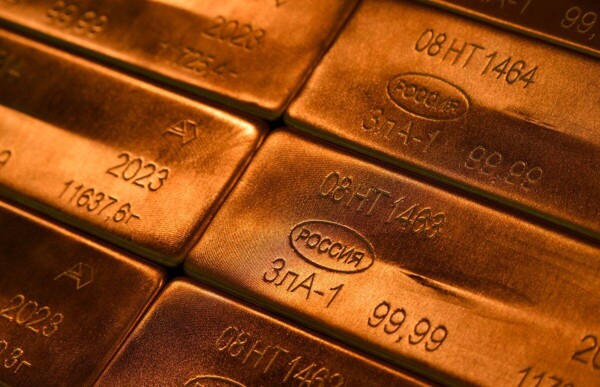 Рост цен на золото на фоне спекуляций о снижении процентных ставок