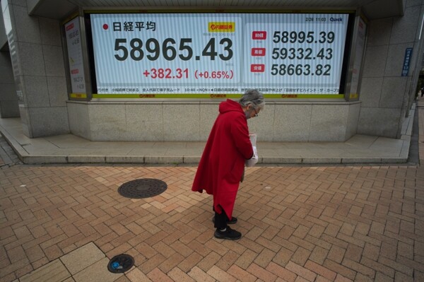 Mixed Asia-Pacific Markets Follow U.S. Stock Decline