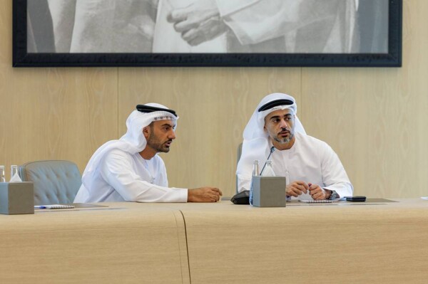 Abu Dhabi Hosts 'Business Dialogue with Decision Makers'