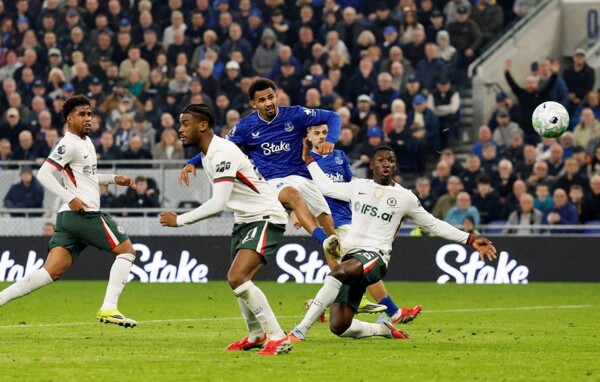 McNeil Leads Everton to Big Win Over Chelsea