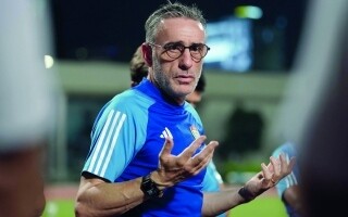 Португальский тренер Пауло Бенто говорит о подготовке национальной сборной