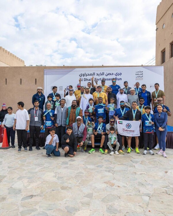 沙迦体育委员会表彰“赫斯纳·迪德”跑步活动获胜者