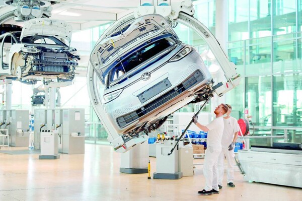 Продажи мировых автомобильных компаний достигли 510 миллиардов долларов за первый квартал 2024 года