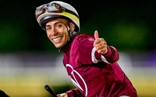 美国赛马“磁力号”赢得迪拜世界杯