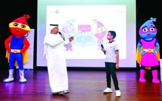 События Dewa, посвященные возвращению в школу, привлекли студентов