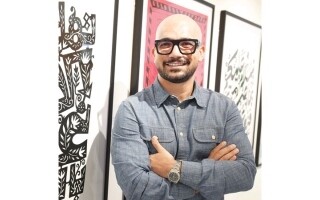 Выставка «Салям» в Дубае объединяет арабскую каллиграфию и современный дизайн