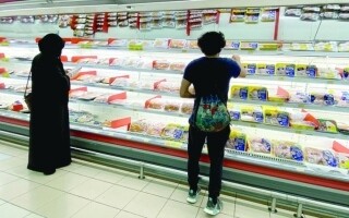 Потребители требуют больше скидок на основные продукты питания