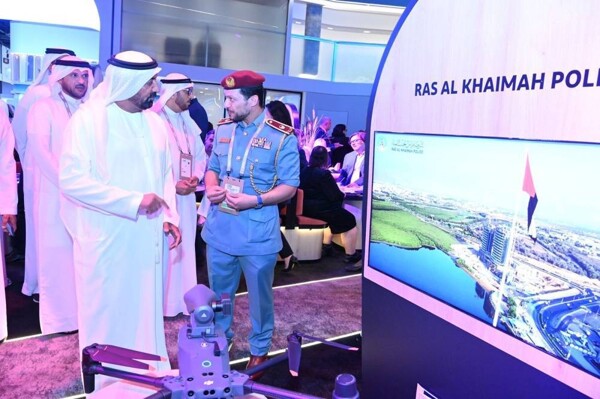 Полиция Эмирата Рас-эль-Хайма принимает участие в выставке Arabian Travel Market в Дубае