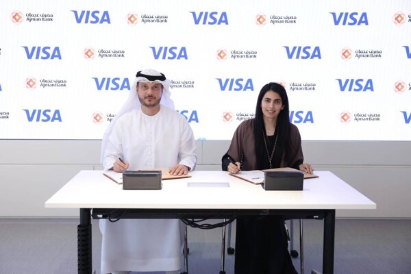 Банк Аджман запускает новую бизнес-кредитную карту в партнерстве с Visa