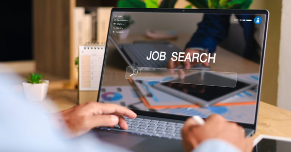 90% целевой рабочей силы ОАЭ зарегистрировались в схеме страхования по безработице