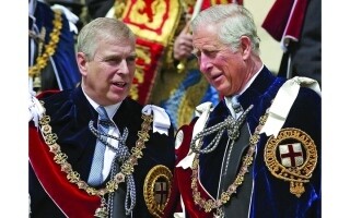 Король Карл III лишил брата принца Эндрю титула
