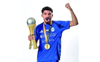 Al-Nasr Celebrates Winning the UAE Super Cup - Qatari