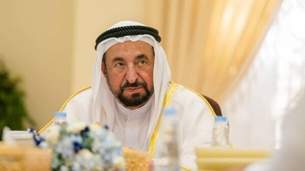 Его Превосходительство Шейх доктор Султан бин Мухаммад Аль Касими поздравляет клубы Шарджи