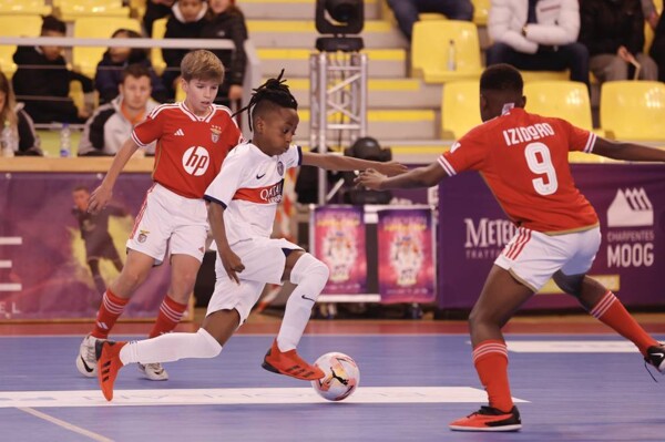 Старт Кубка Mena International Futsal для детей до 12 и 10 лет в Дубае
