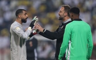 Al-Ahli goalkeeper admits mistake and apologizes to coach