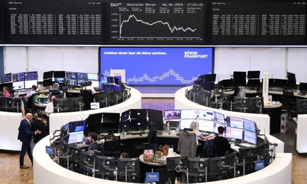 Европейские акции снизились после того, как ЕЦБ снизил стоимость кредитования
