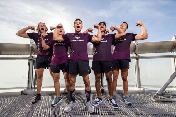 Burj Khalifa Hosts Tower Challenge as Part of Dubai Games