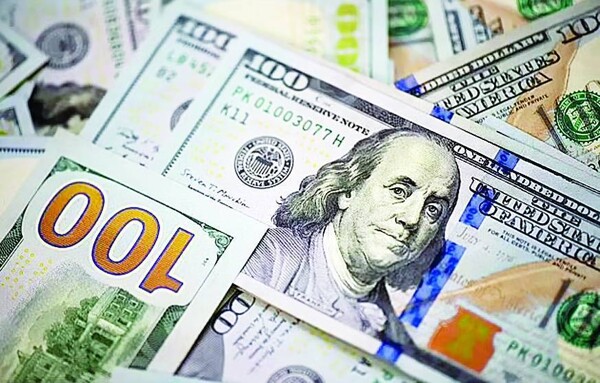 European Borrowers Pause Bond Deals Amid Middle East Risk