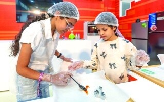 'Dinosaur Pizza' Workshop at Sharjah Book Fair