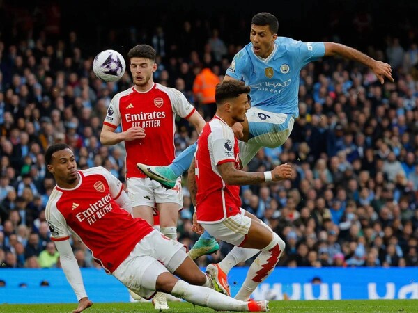 Manchester City can reduce the gap to Arsenal to three points