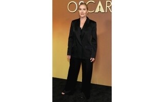 Кейт Уинслет дебютирует в качестве режиссёра с фильмом о потере