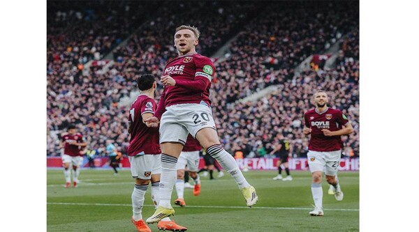 West Ham Beats Sunderland, Moves Closer to Safety