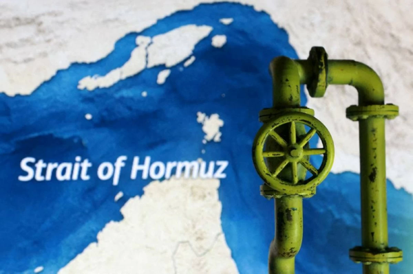 Oil Tankers Pass Through Strait of Hormuz