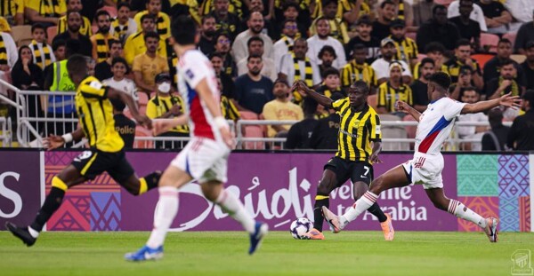 Поражение Шарджи усугубило технический кризис команды