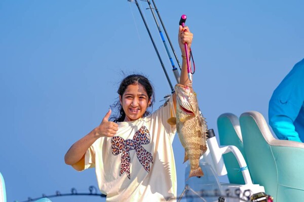 阿布扎比女子钓鱼锦标赛开幕