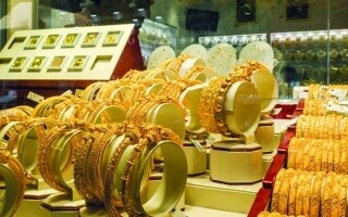 Цены на золото падают на рынках ОАЭ