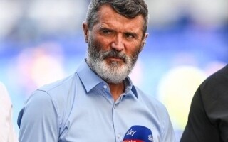 Болельщику Арсенала запретили посещать матчи после нападения на бывшую звезду Манчестер Юнайтед Роя Кина