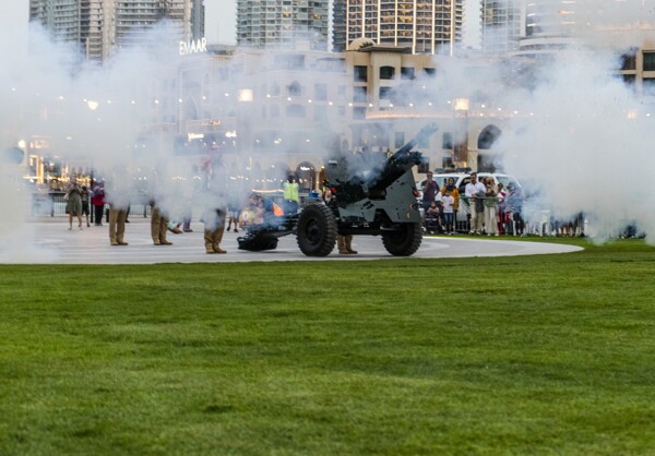 迪拜斋月部署开饭炮