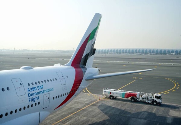 Emirates Airlines ускоряет использование устойчивого авиационного топлива