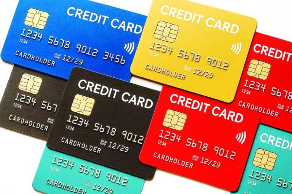 Рост комиссий за использование кредитных карт за границей