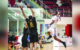 Команда по гандболу Шарджи выигрывает полуфинальный матч и выходит в финал