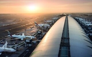Авиакомпания Emirates отмечает 39 лет успеха