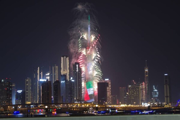 Праздничный Дубай: Рождество и Новый год