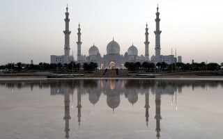 Record Number of Visitors at Sheikh Zayed Grand Mosque