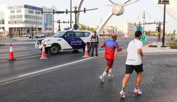 Полиция Абу-Даби обеспечила безопасность полумарафона ADNOC