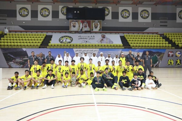 Equipo Juvenil de Balonmano de Kalba Gana Bronce en el Campeonato Nacional